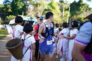 BIB: 280
                            <button type="button" onclick="openModal(18979404)" class="btn btn-primary btn-sm float-right btn-popup" data-toggle="modal" data-target=".modal-high-quality">
                        <i class="fas fa-shopping-cart"></i> Add to Cart
                    </button>
                                            <button type="button" onclick="isThisMe(18979404, true)" class="btn btn-success btn-sm float-right btn-popup btn-isme hidden" data-toggle="tooltip" data-placement="bottom" title="นี่คือรูปของคุณใช่ไหม คลิกที่นี่เพื่อเอาเข้าอัลบั้ม">
                        <i class="fas fa-plus"></i> Add to album
                    </button>
                    <button type="button" onclick="isThisMe(18979404, false)" class="btn btn-warning btn-sm float-right btn-popup btn-isnotme hidden">
                        <i class="fas fa-ban"></i> Remove from album
                    </button>